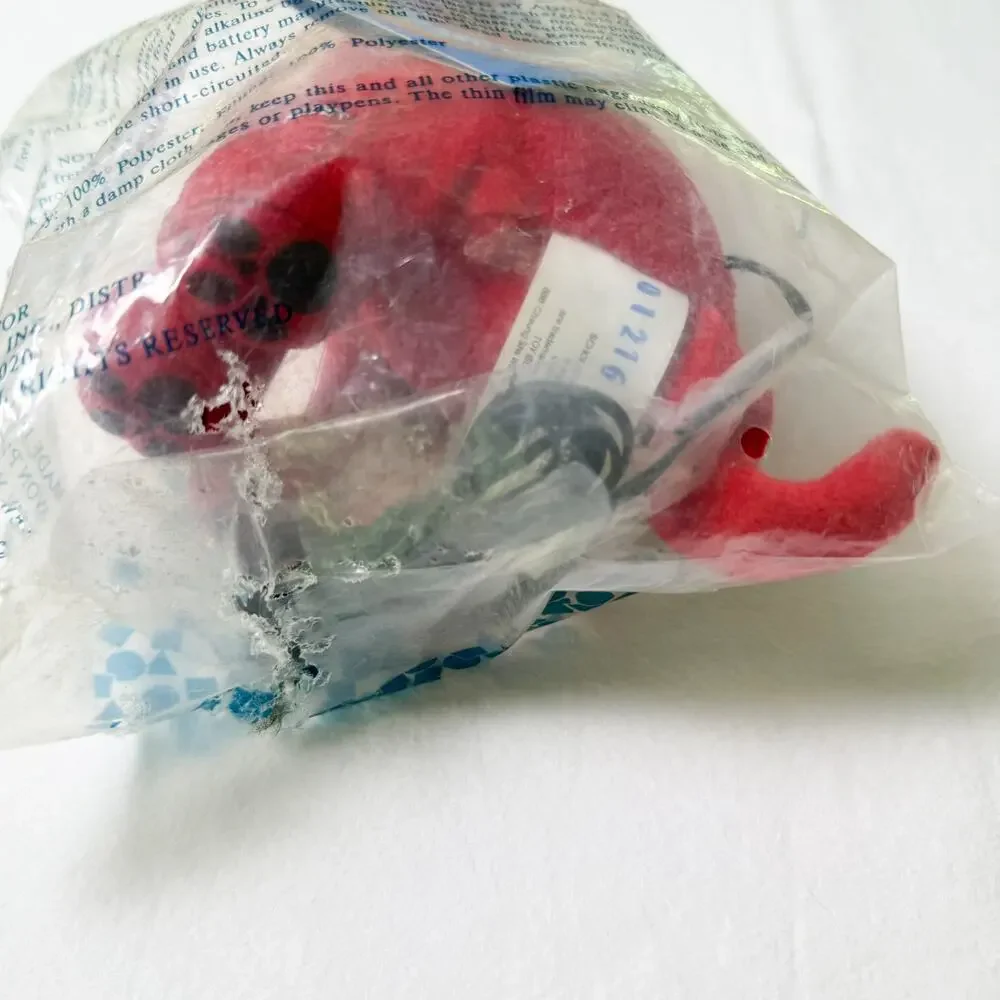 Vtg Avon Clifford The Big Red Dog 7” Mini Radio - New